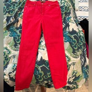 Judy blue fun red skinny jeans!
